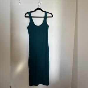 Hunter Green Maxi Ribbed Dress Size M